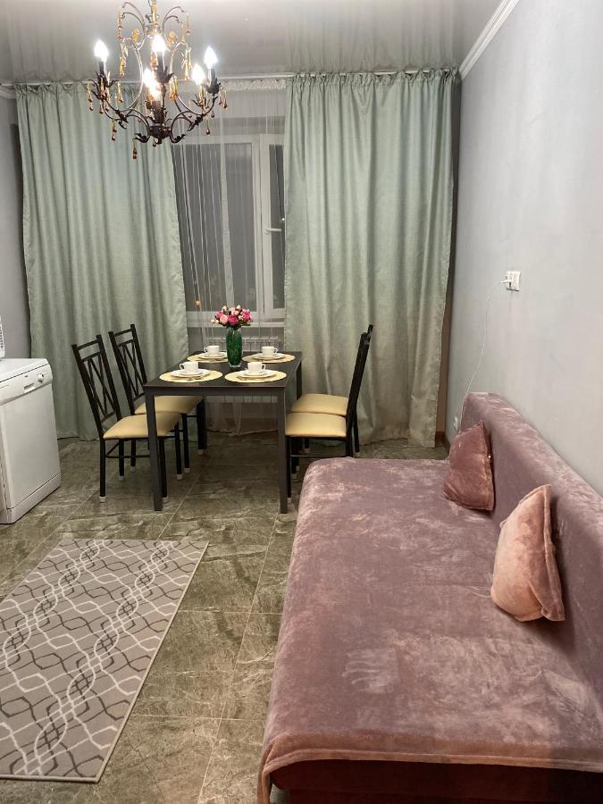 1 Ком Апартамент Аристократа В Самом Сердце Алматы Almaty Exterior photo